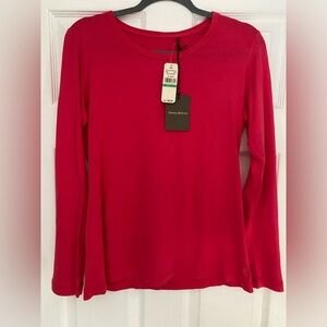 Tommy Bahama crew neck long sleeve shirt